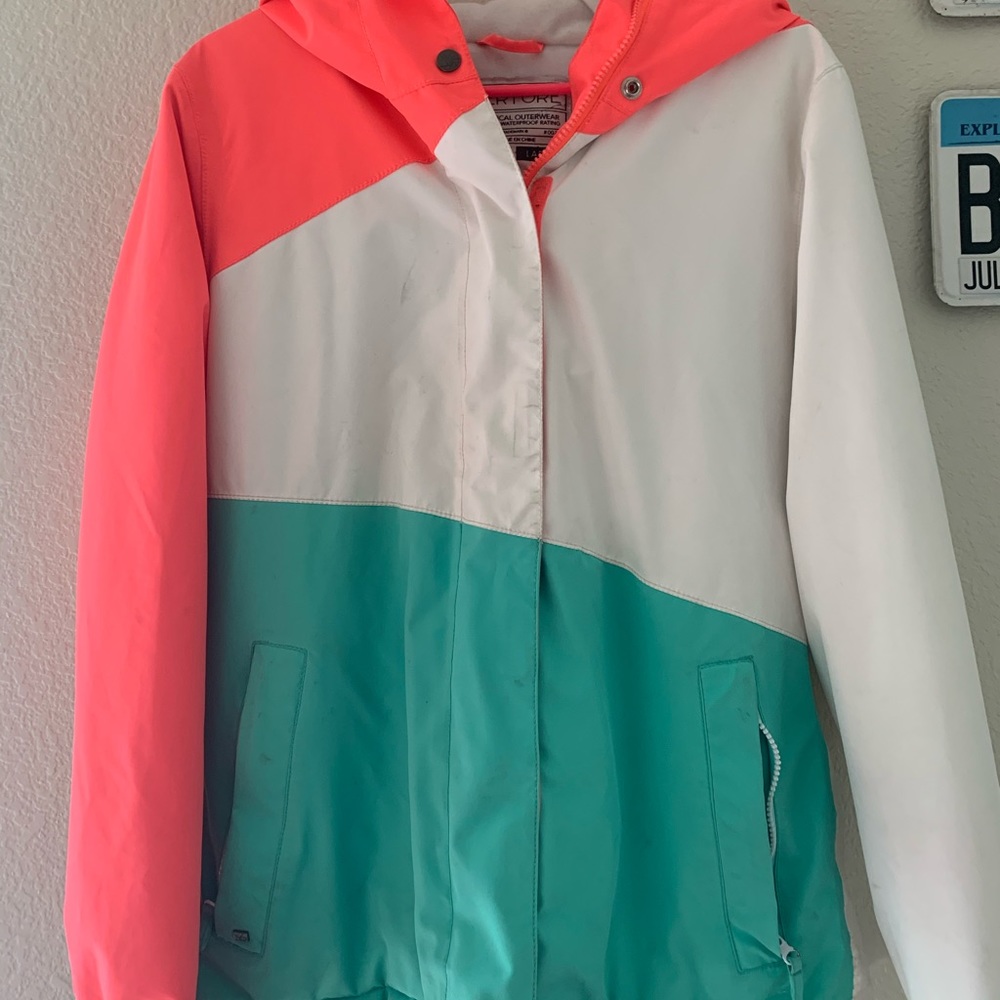 Ski/snowboard jacket